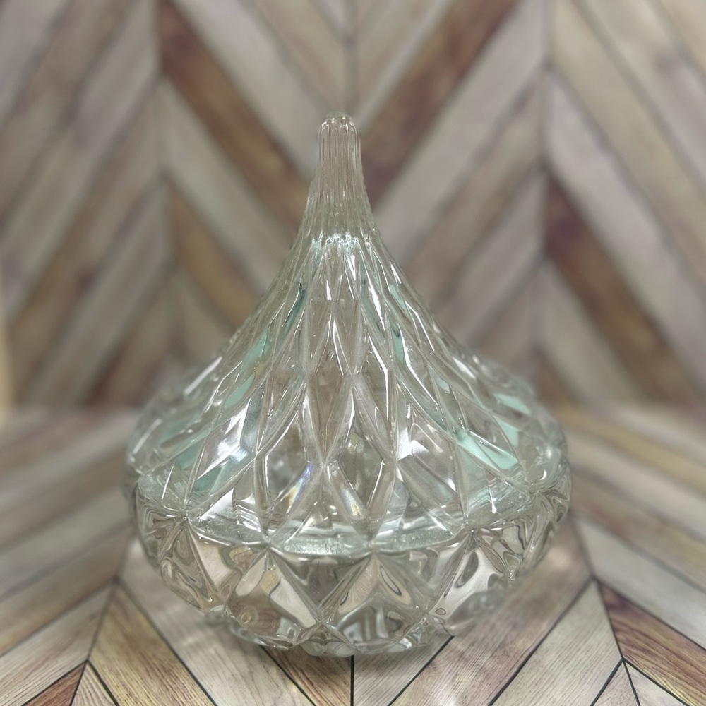 Hershey's Kisses Licensed Crystal Covered Candy Dish - Picture 3 of 6